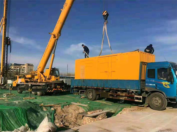 绍兴万科工程建设租赁一台大型静音发电